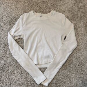 Aritzia TNA Long Sleeve Top